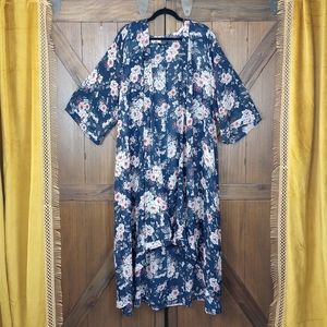 Torrid Blue Floral robe Kimono size 3